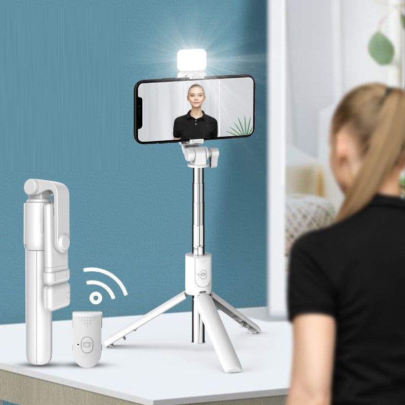 Selfie Stick With Light, 90cm Phone Stick, Phone stick for Tiktok Vlog Youtuber Live Video Record, Removeable Clip can be used as Phone Stand