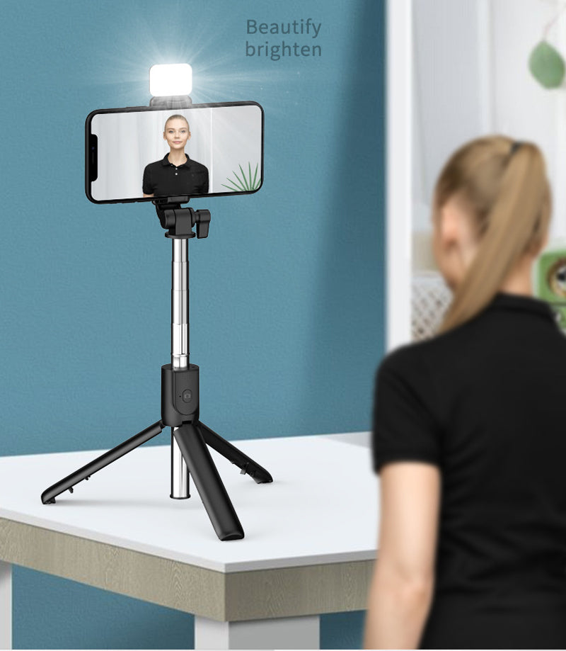 Selfie Stick With Light, 90cm Phone Stick, Phone stick for Tiktok Vlog Youtuber Live Video Record, Removeable Clip can be used as Phone Stand