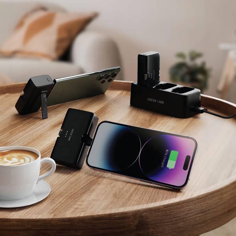 محطة باور بانك 3 في 1 من جرين ليون، باللون الأسود